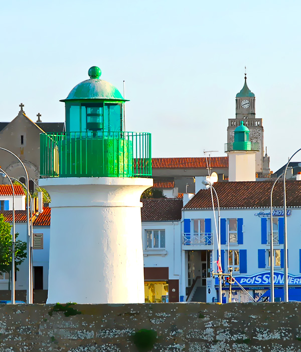 Phare et port de l'Île d'Yeu
